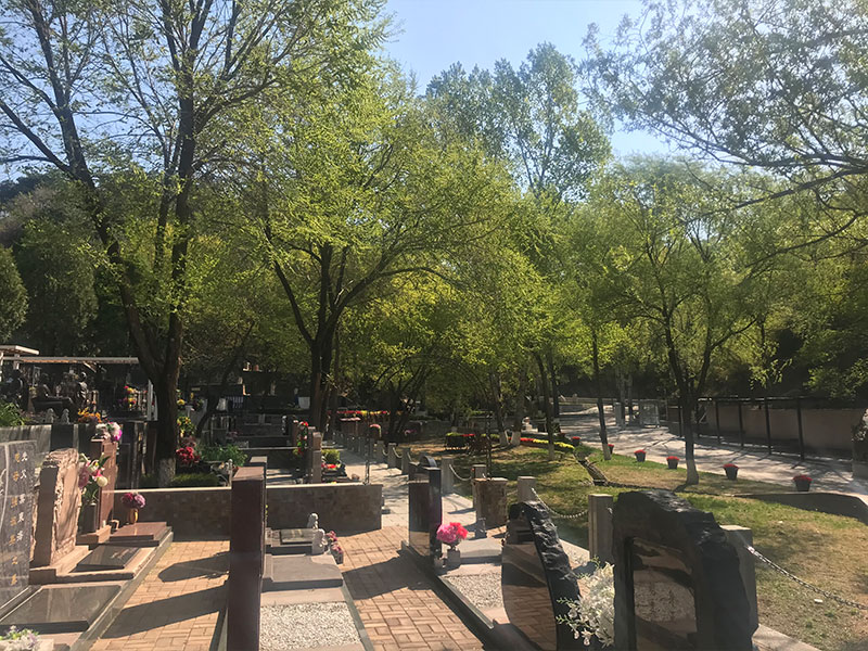 八达岭陵园墓区