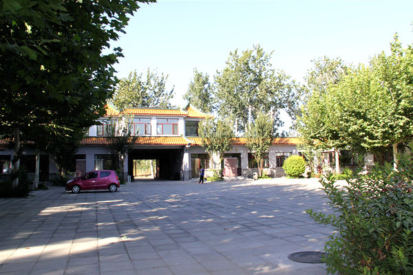 惠灵山陵园北院