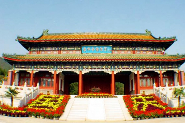 北京万佛华侨陵园交通指南：自驾路线及周边位置解析