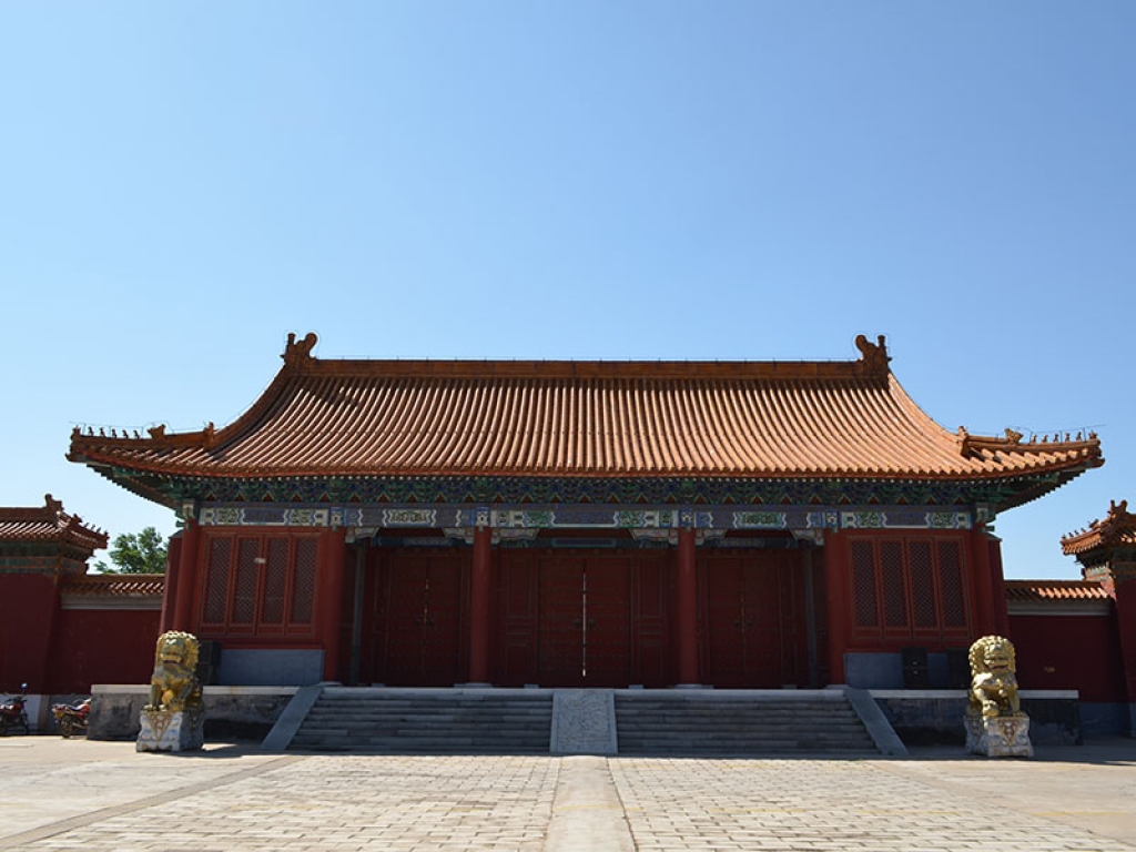 中华永久陵园正门