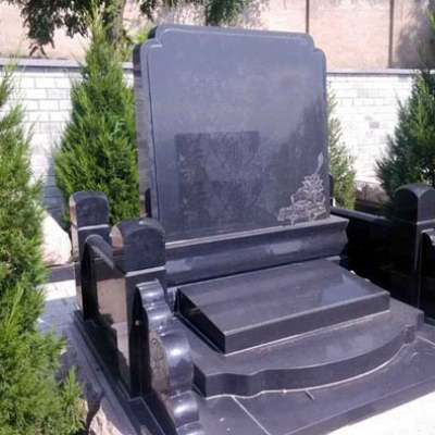 和谐园:家庭和睦碑