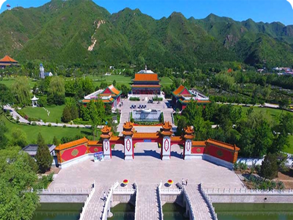 天寿陵园全景