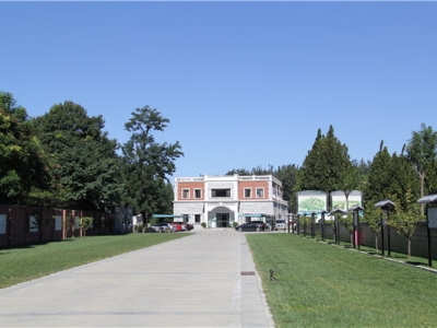 外侨公墓区位优势与生态环境解析