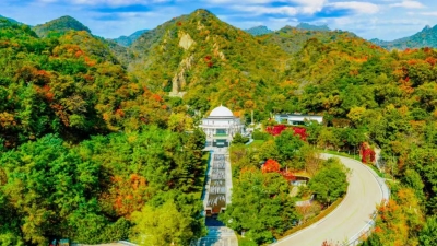 九公山长城纪念林中心全景