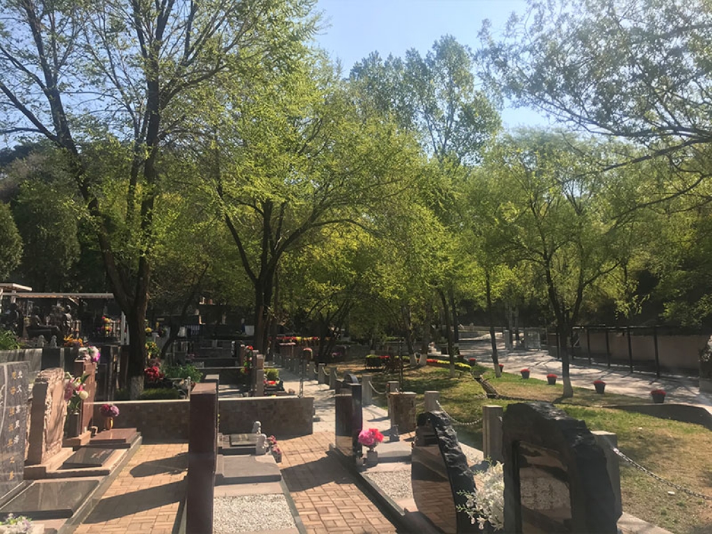 八达岭陵园墓区