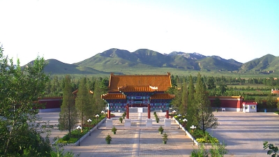 中华永久陵园地势