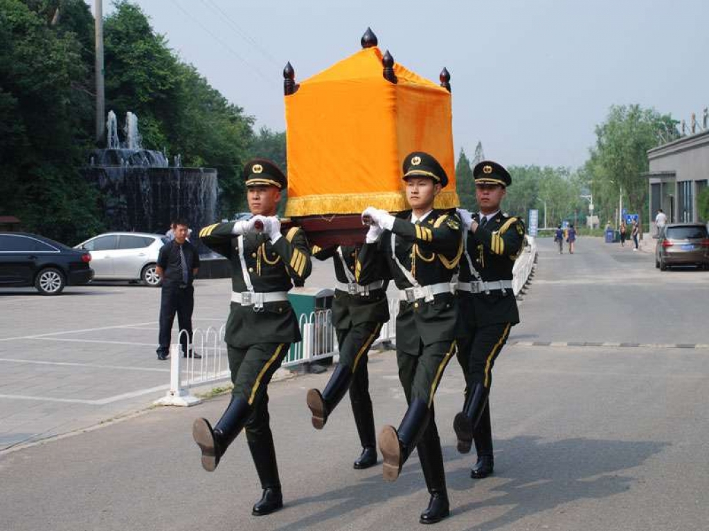 景仰园礼兵服务