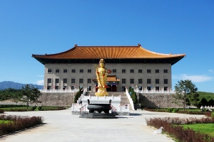 世界华侨陵园佛像