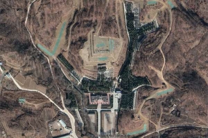 宝云岭公墓冬景