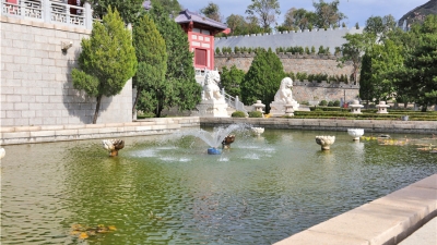 长城华人怀思堂水系与建筑